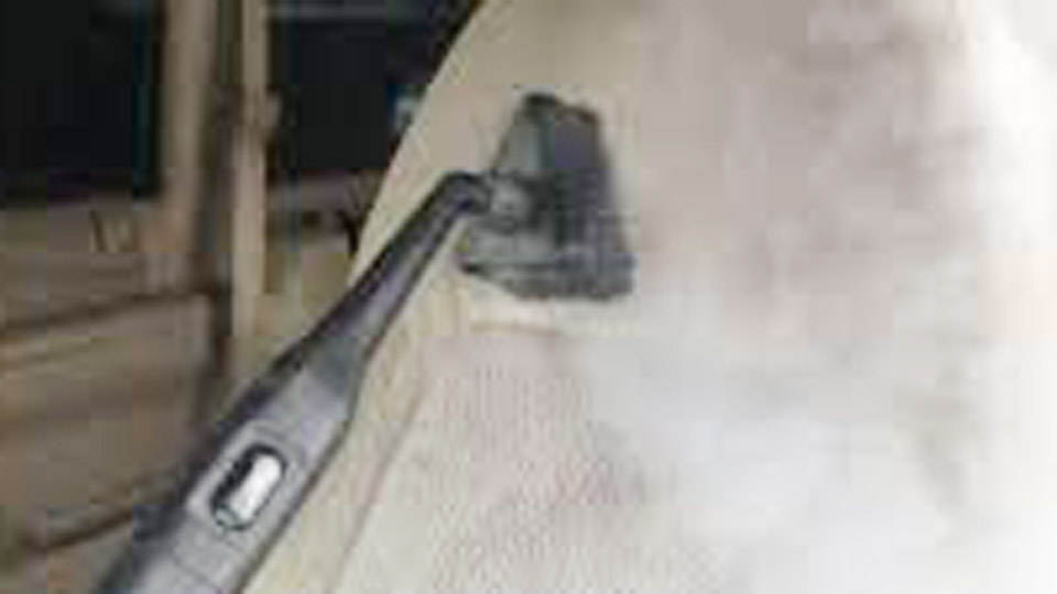How Does a Steam Cleaner Work on Upholstery?