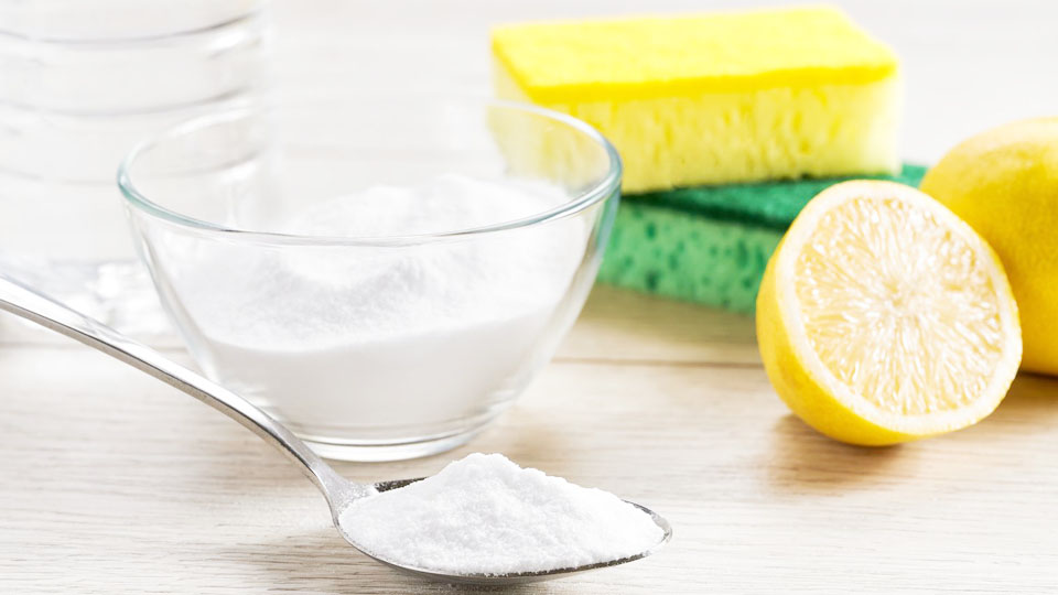 How to Make a Natural Cleaning Solution
